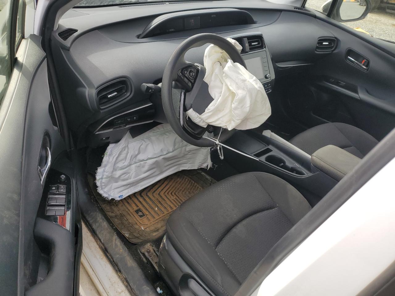 2021 Toyota Prius - Image 8