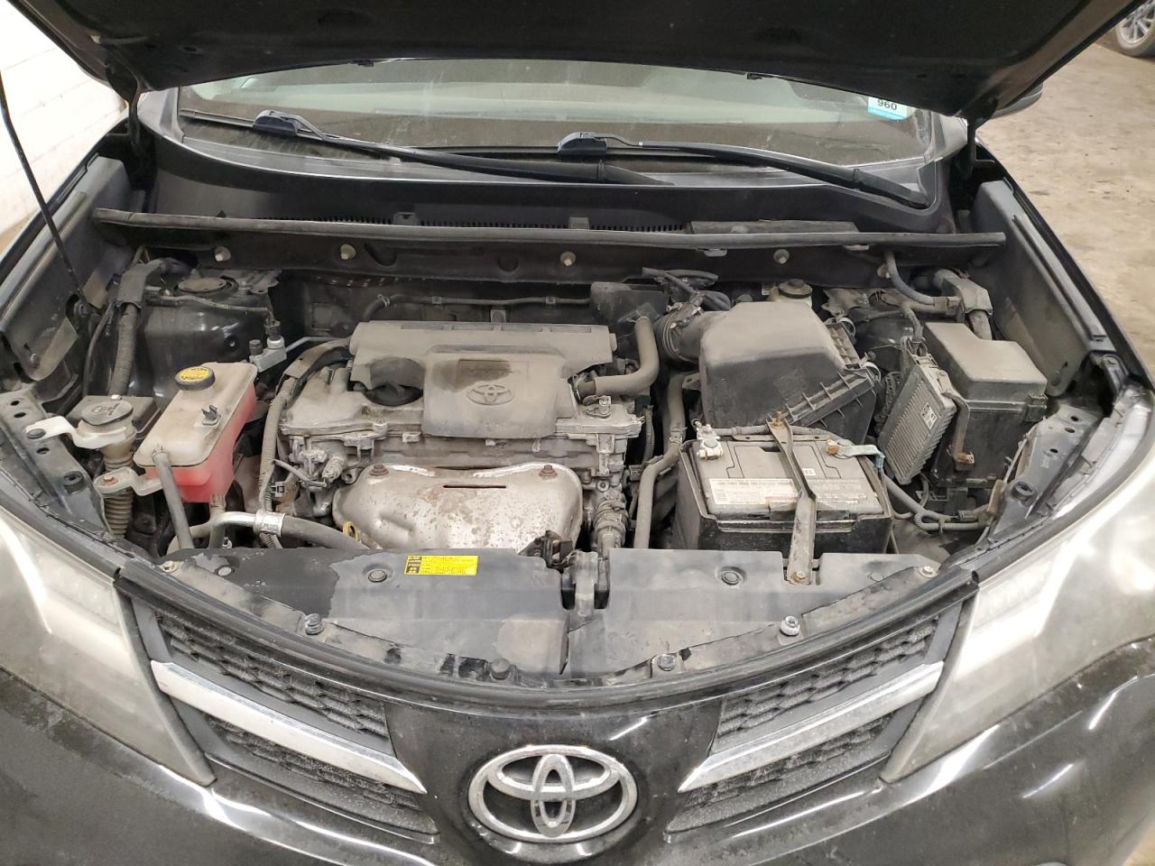 2015 Toyota RAV 4 - Image 12