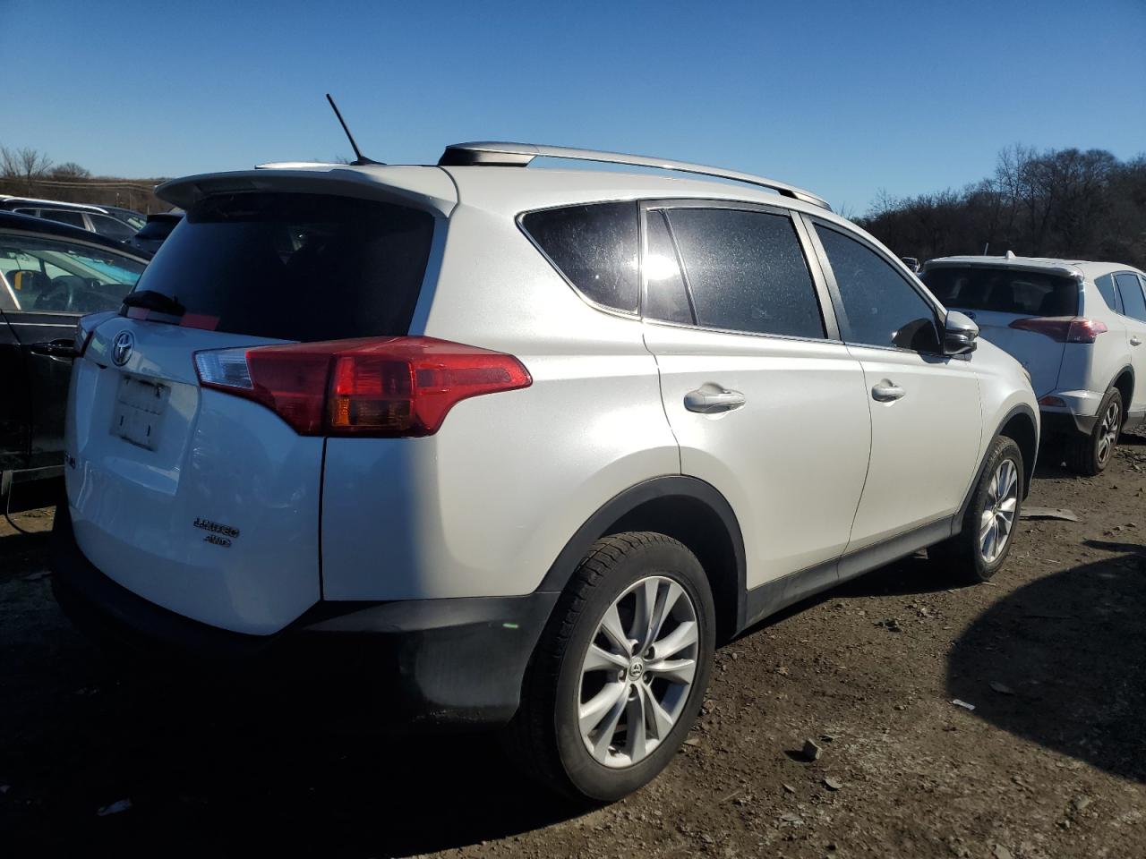 2014 Toyota RAV 4 - Image 3