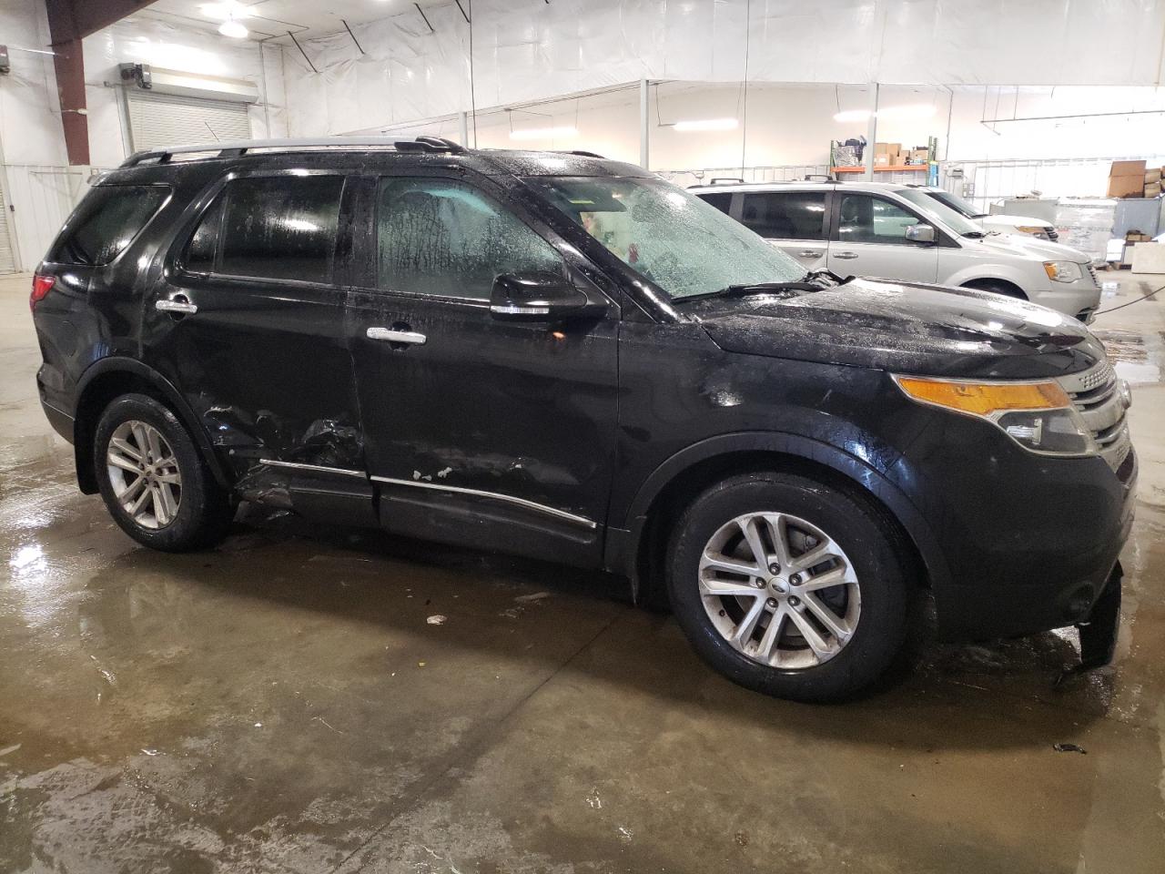 2015 Ford Explorer - Image 4