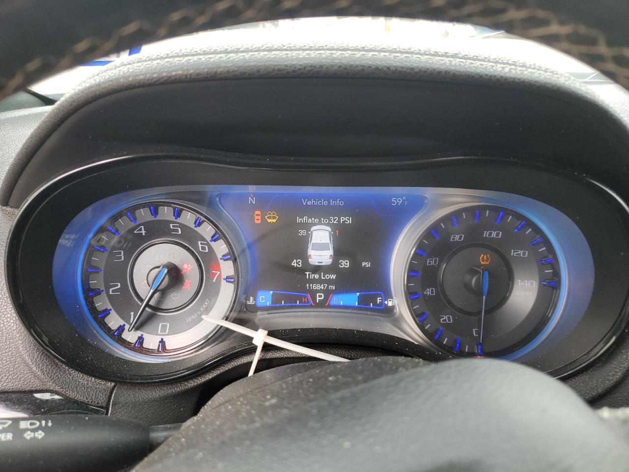 2019 Chrysler 300 - Image 9