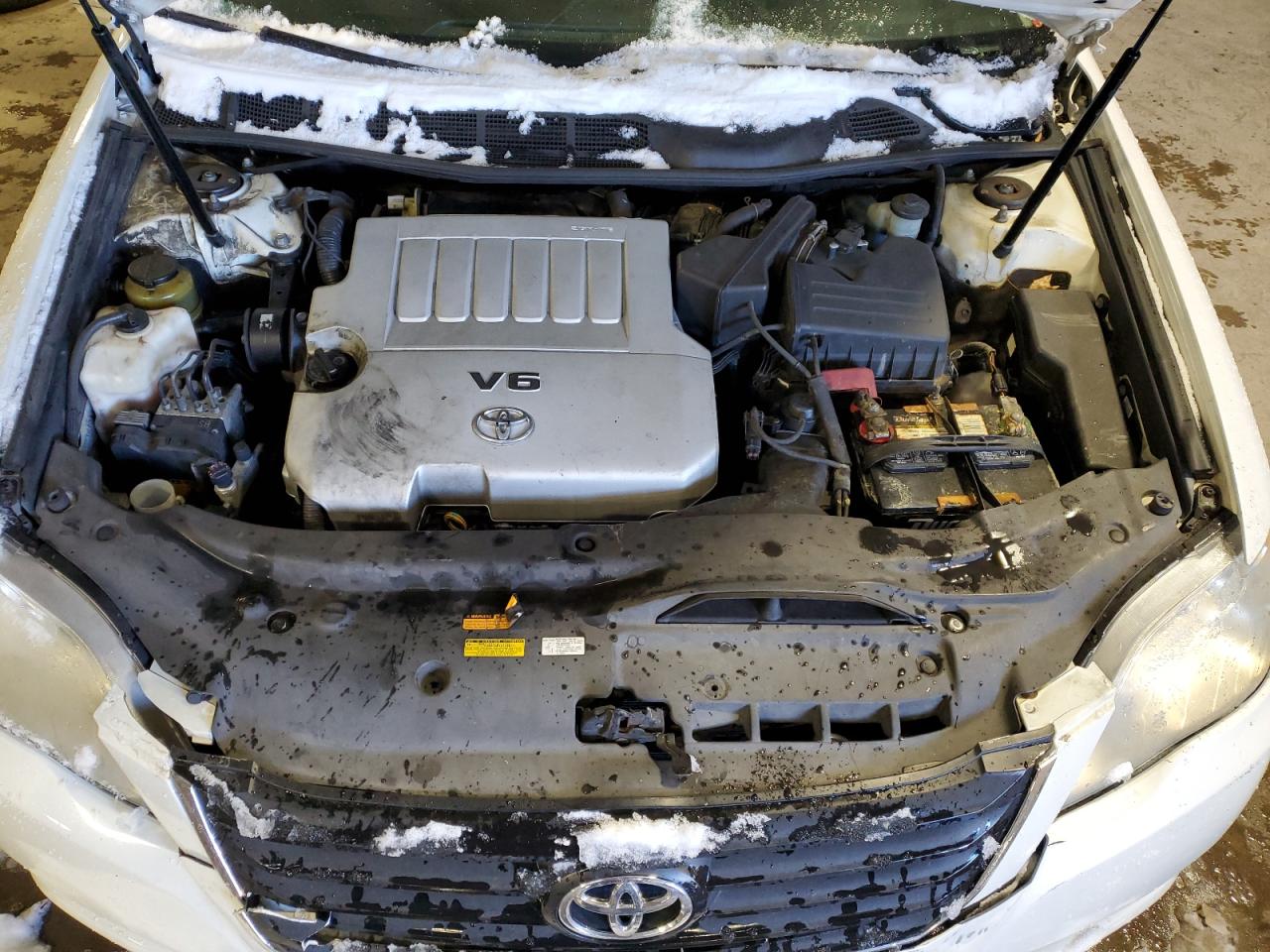 2010 Toyota Avalon - Image 11