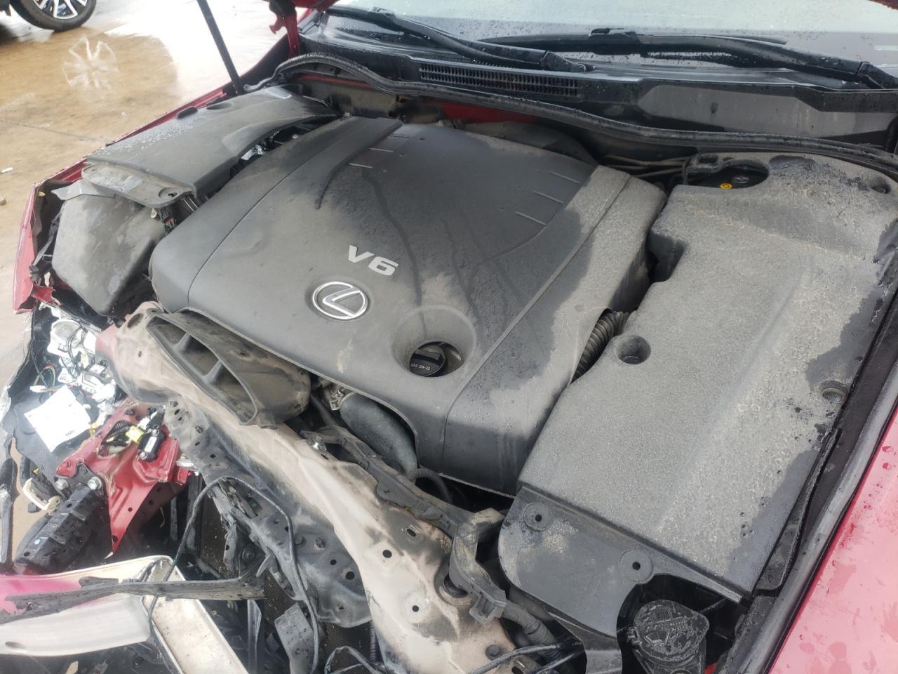 2012 Lexus IS - Image 12