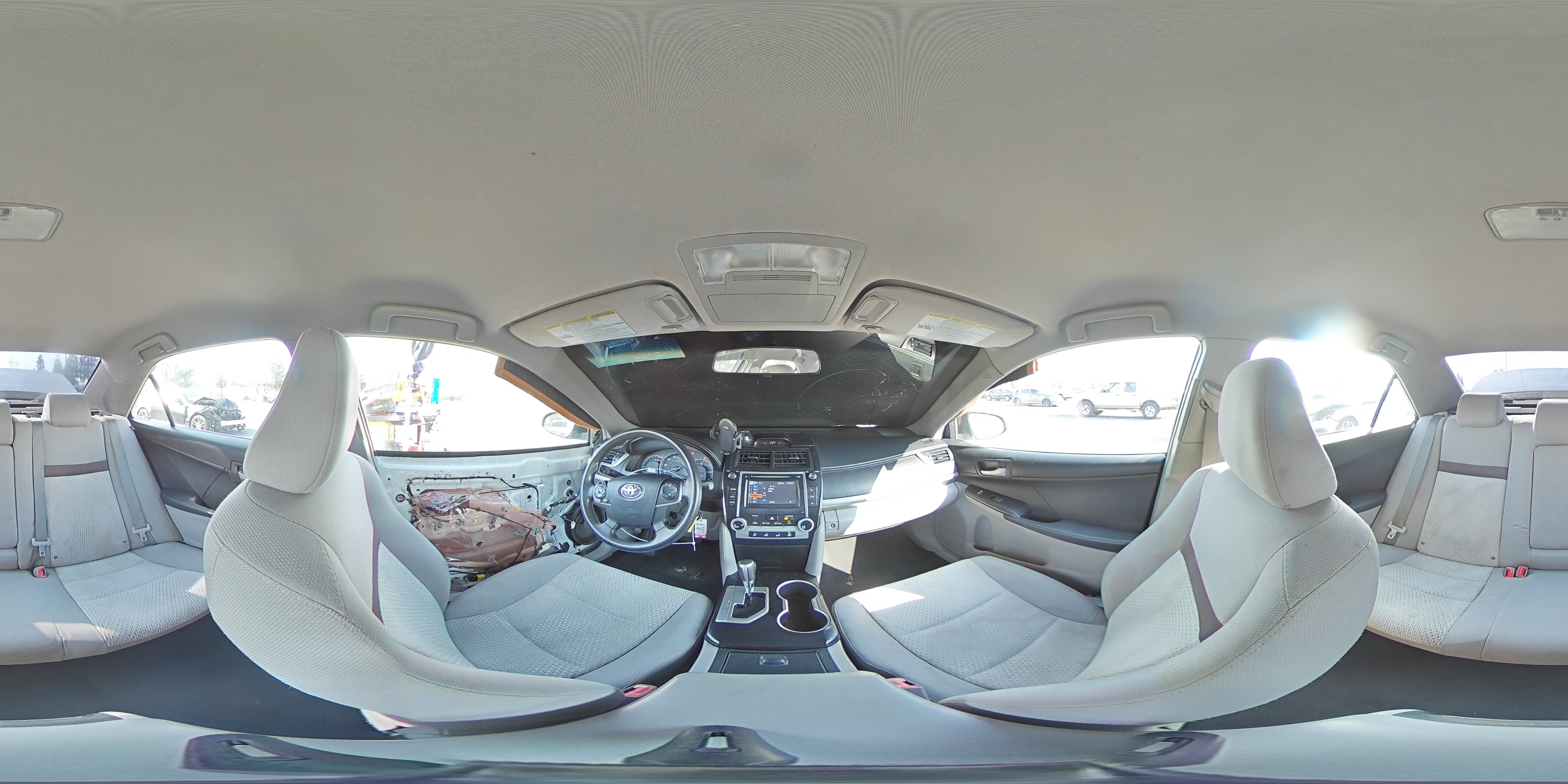 2012 Toyota Camry - Image 13