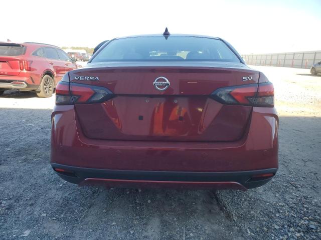  NISSAN VERSA 2021 Червоний