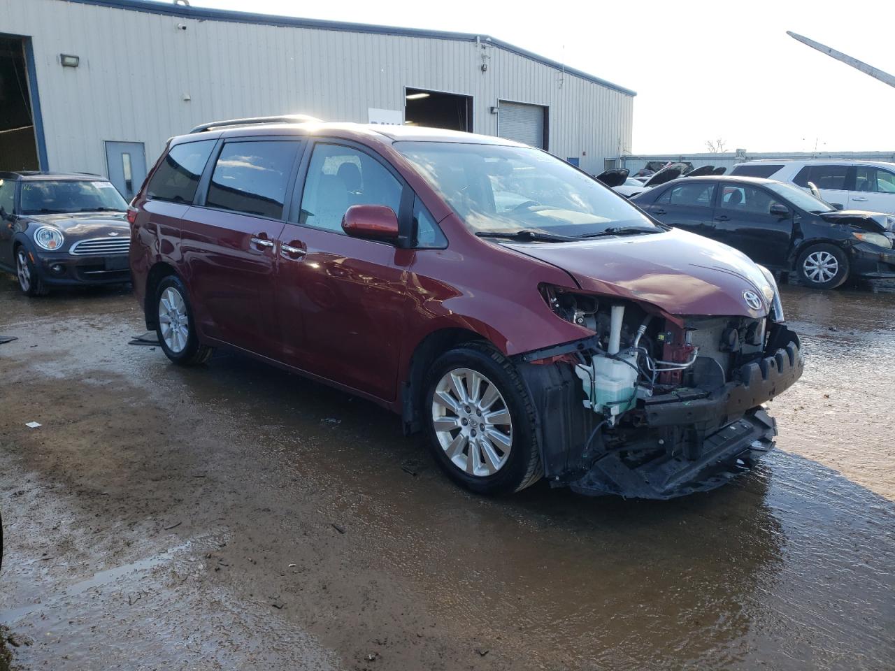 2015 Toyota Sienna - Image 4