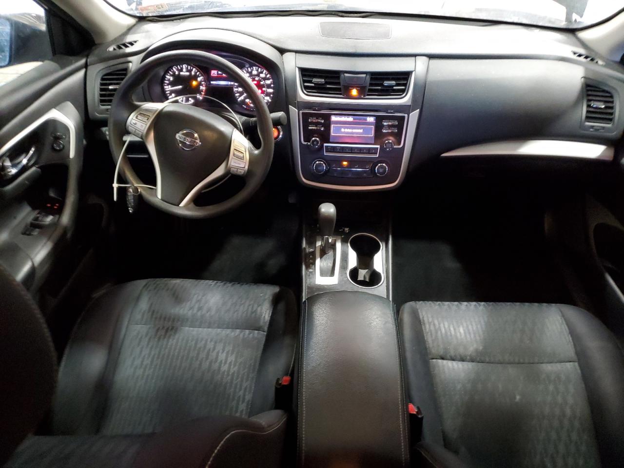 2018 Nissan Altima - Image 8