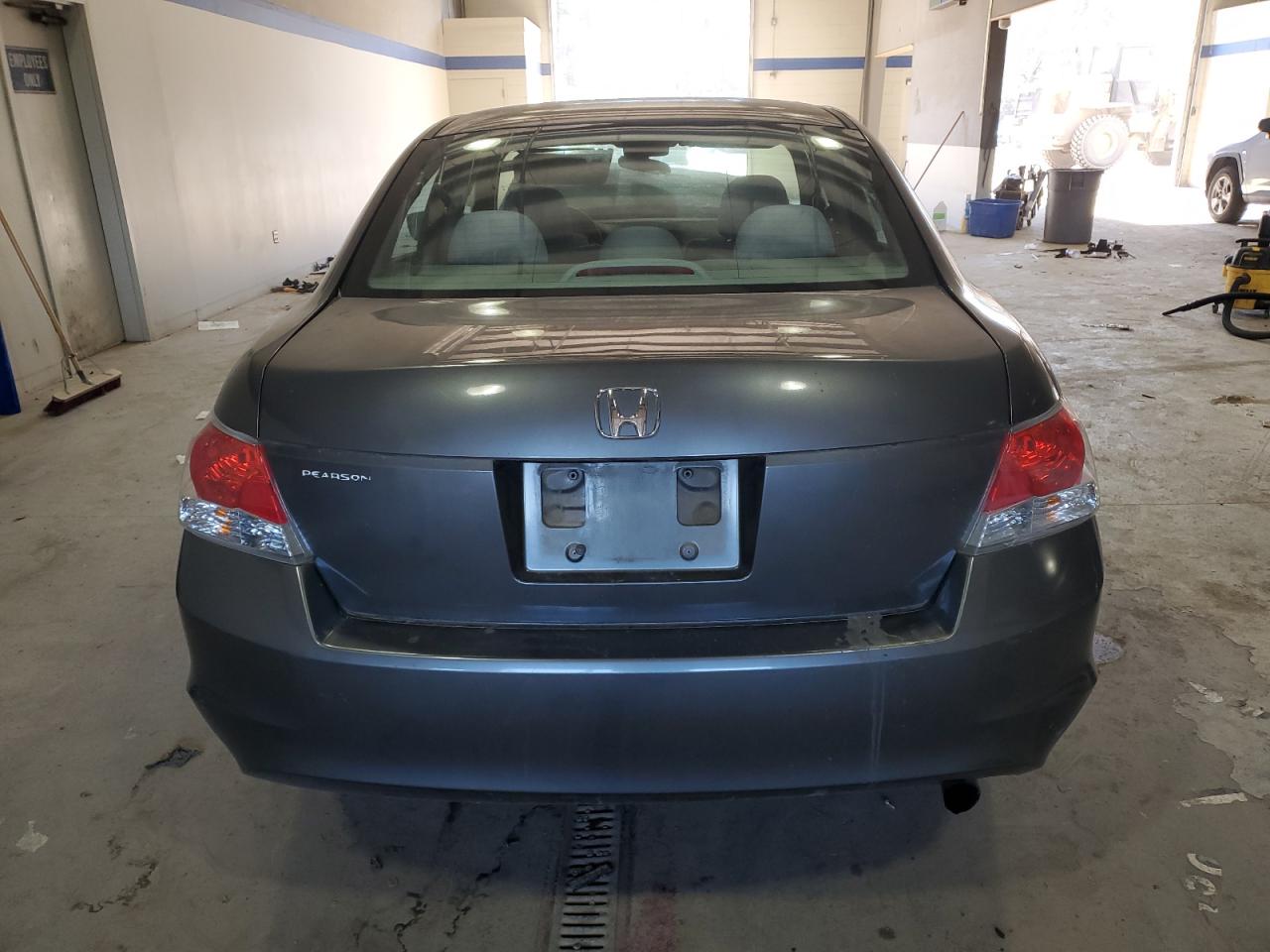 2010 Honda Accord - Image 6