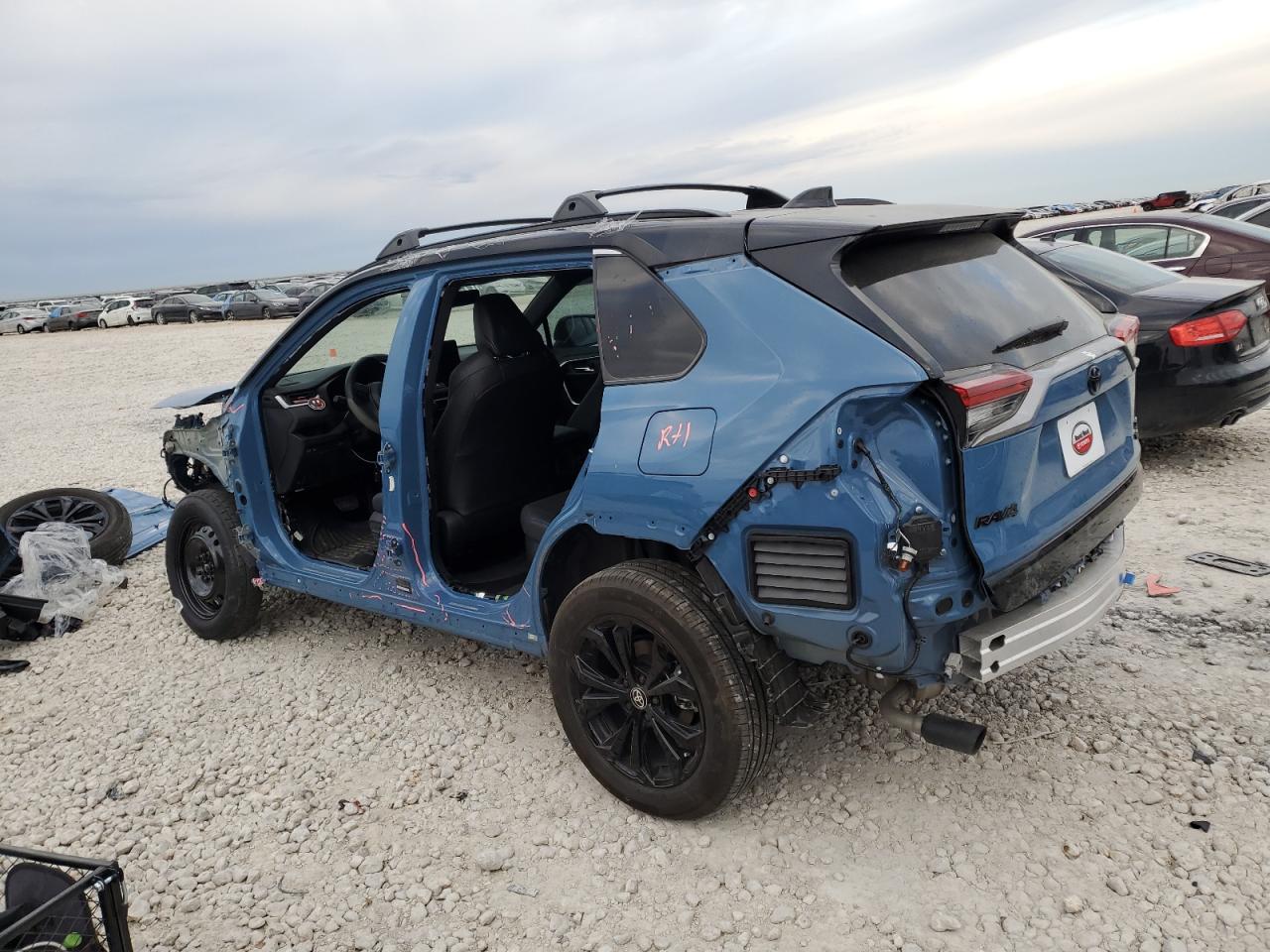 2024 Toyota RAV 4 - Image 2