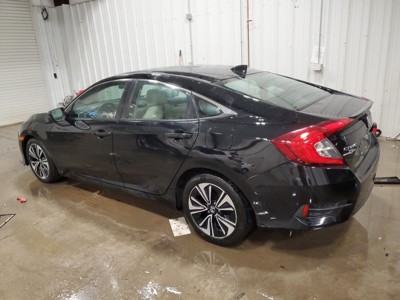 2017 Honda Civic - Image 2