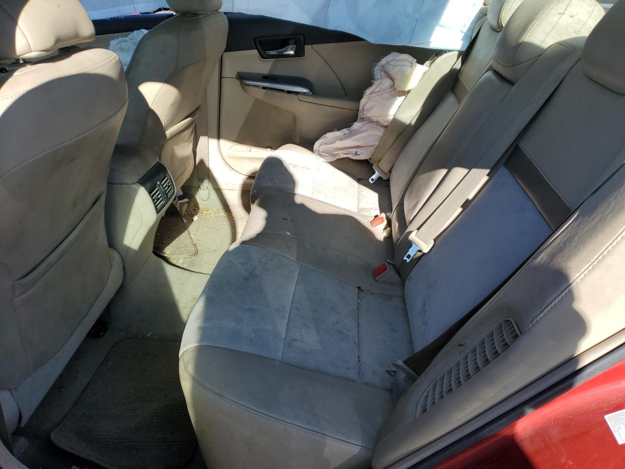2012 Toyota Camry - Image 10