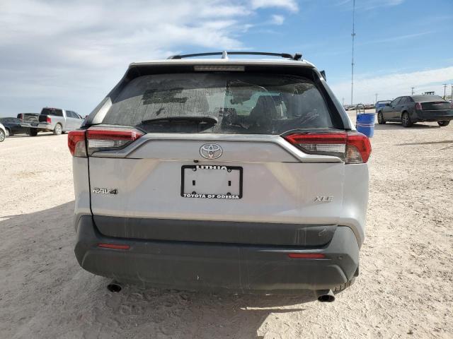  TOYOTA RAV4 2022 Silver