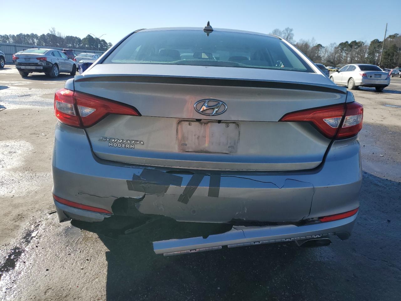 2016 Hyundai Sonata - Image 6