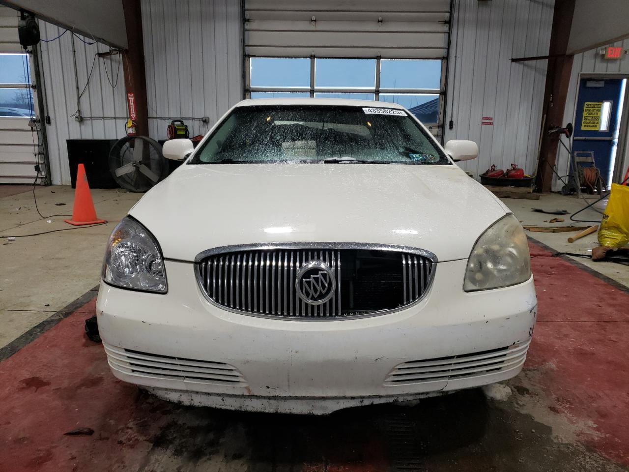 2008 Buick Lucerne - Image 5