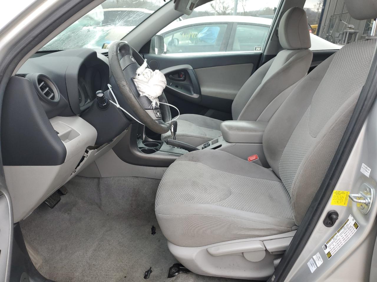 2012 Toyota RAV 4 - Image 7