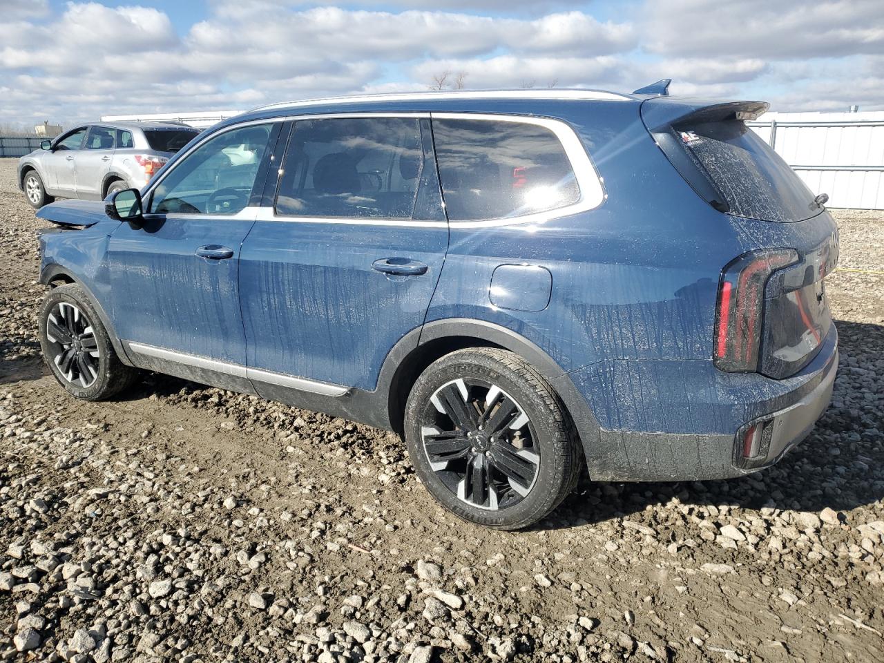 2023 Kia Telluride - Image 2