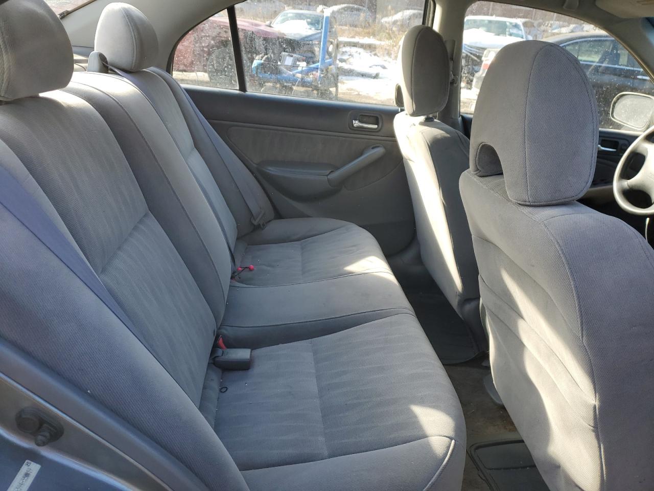 2004 Honda Civic - Image 10