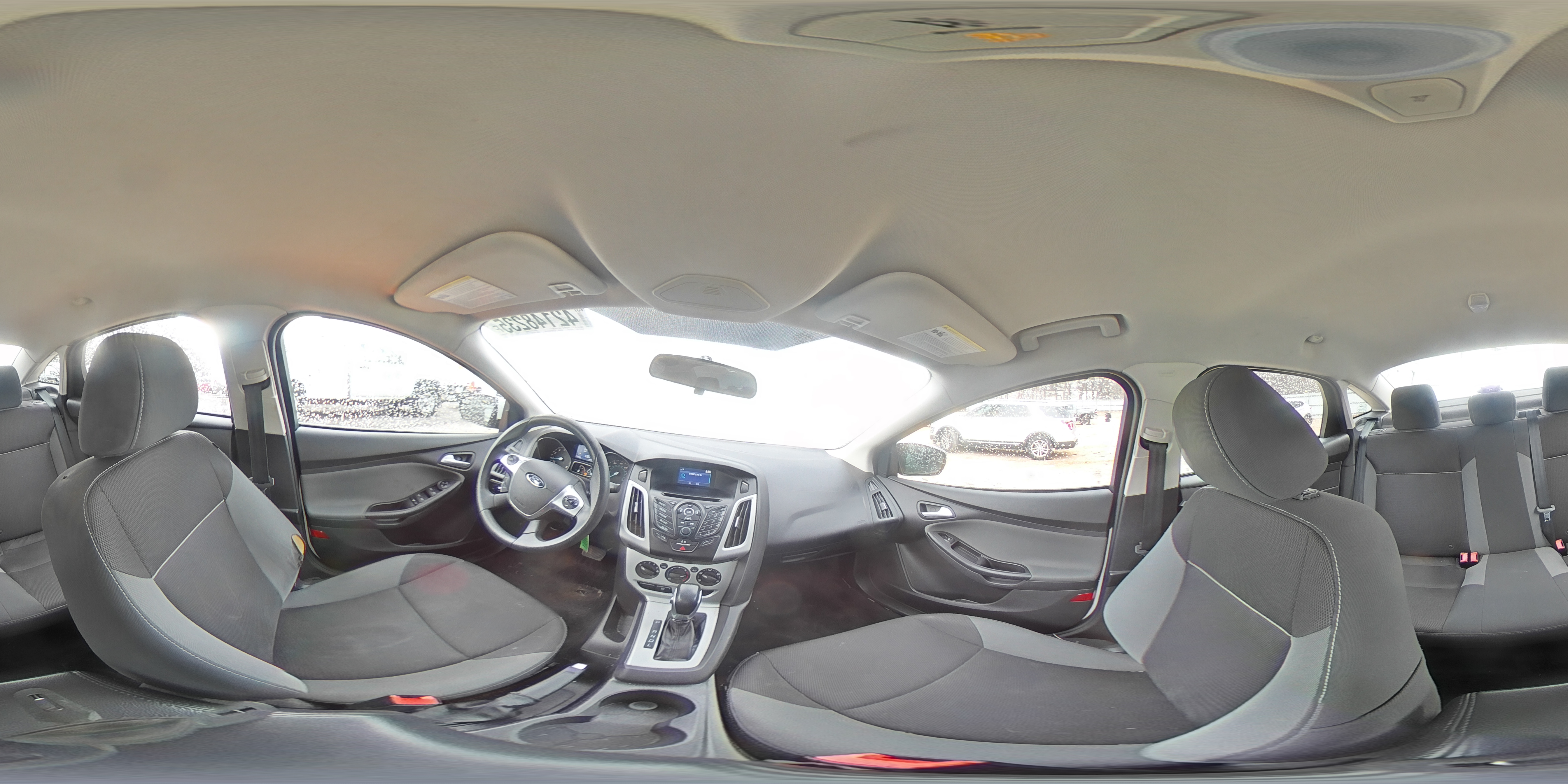 2014 Ford Focus - Image 12
