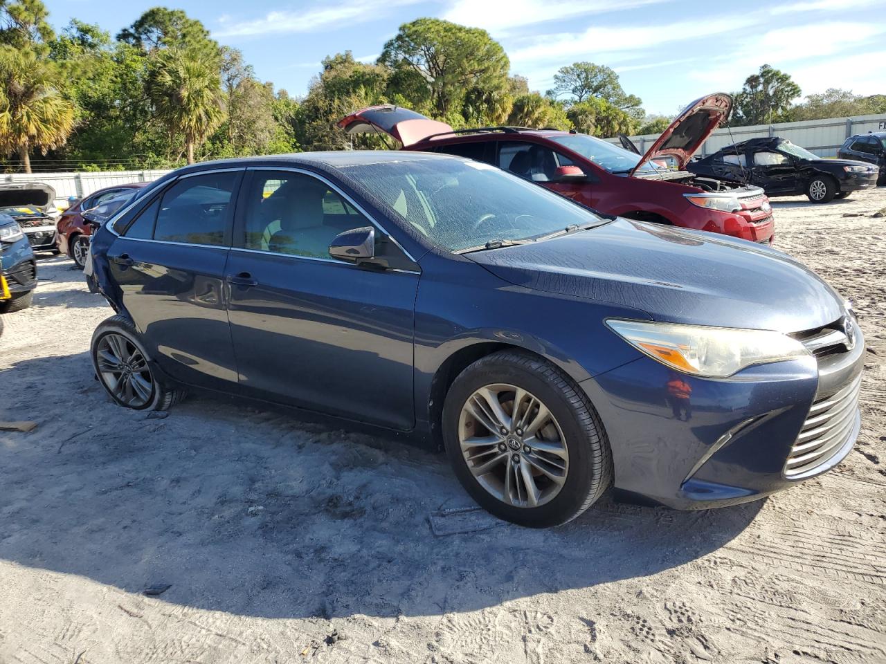 2016 Toyota Camry - Image 4