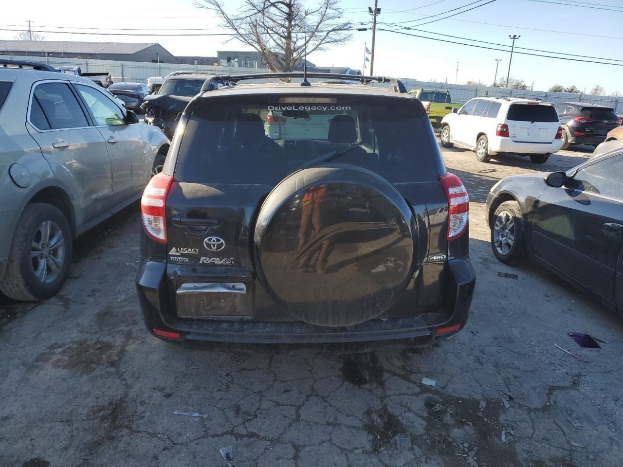 2009 Toyota RAV 4 - Image 6