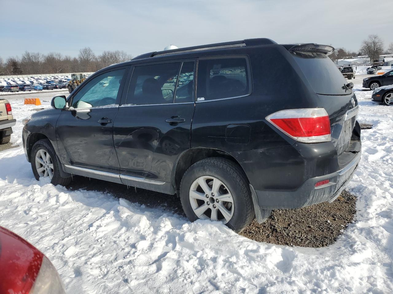 2012 Toyota Highlander - Image 2