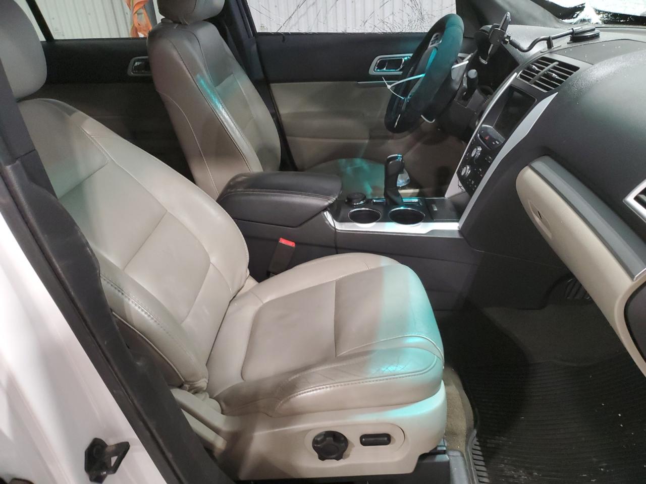2013 Ford Explorer - Image 7