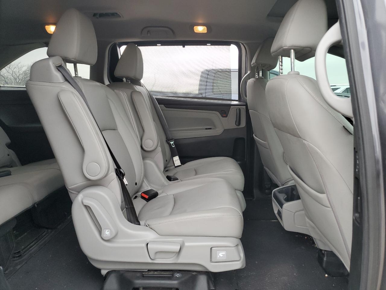 2019 Honda Odyssey - Image 11