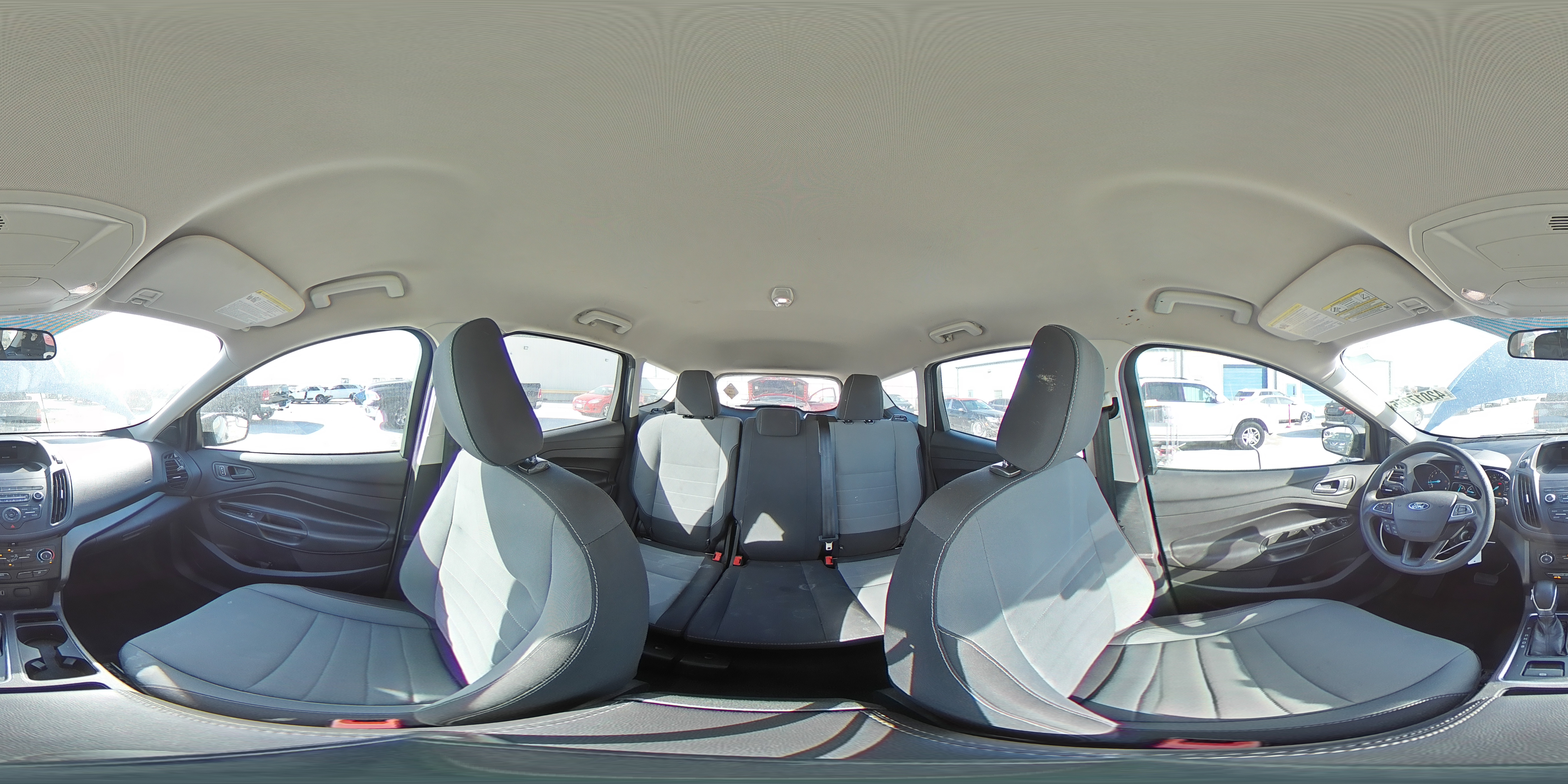 2019 Ford Escape - Image 16