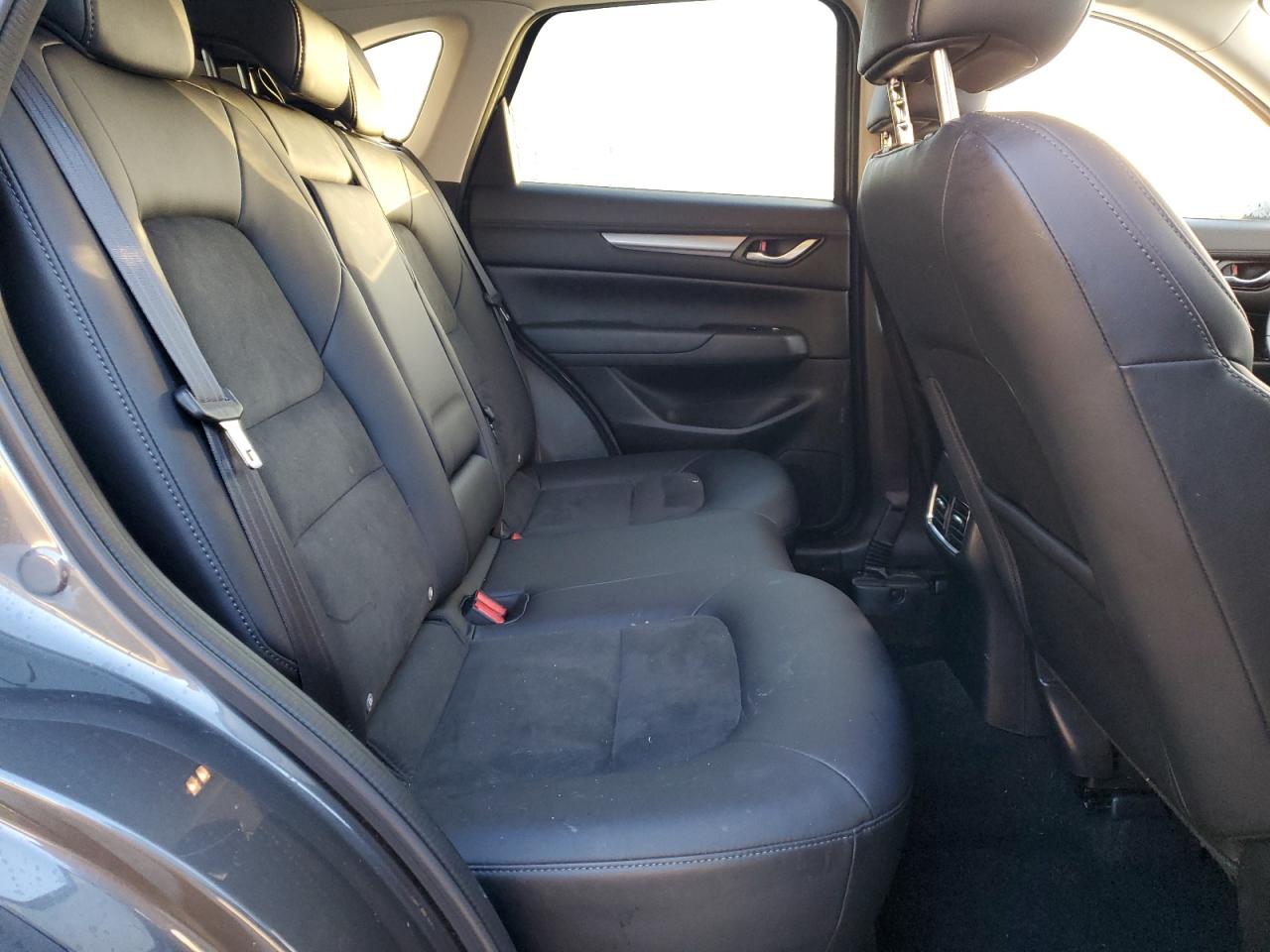 2017 Mazda CX-5 - Image 11