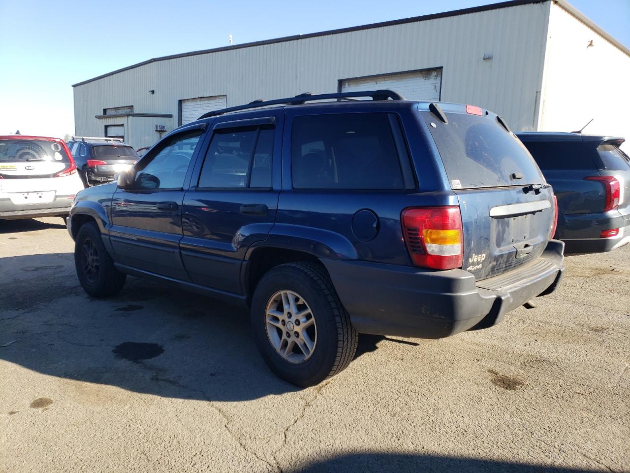 2003 Jeep Grand Cherokee - Image 2