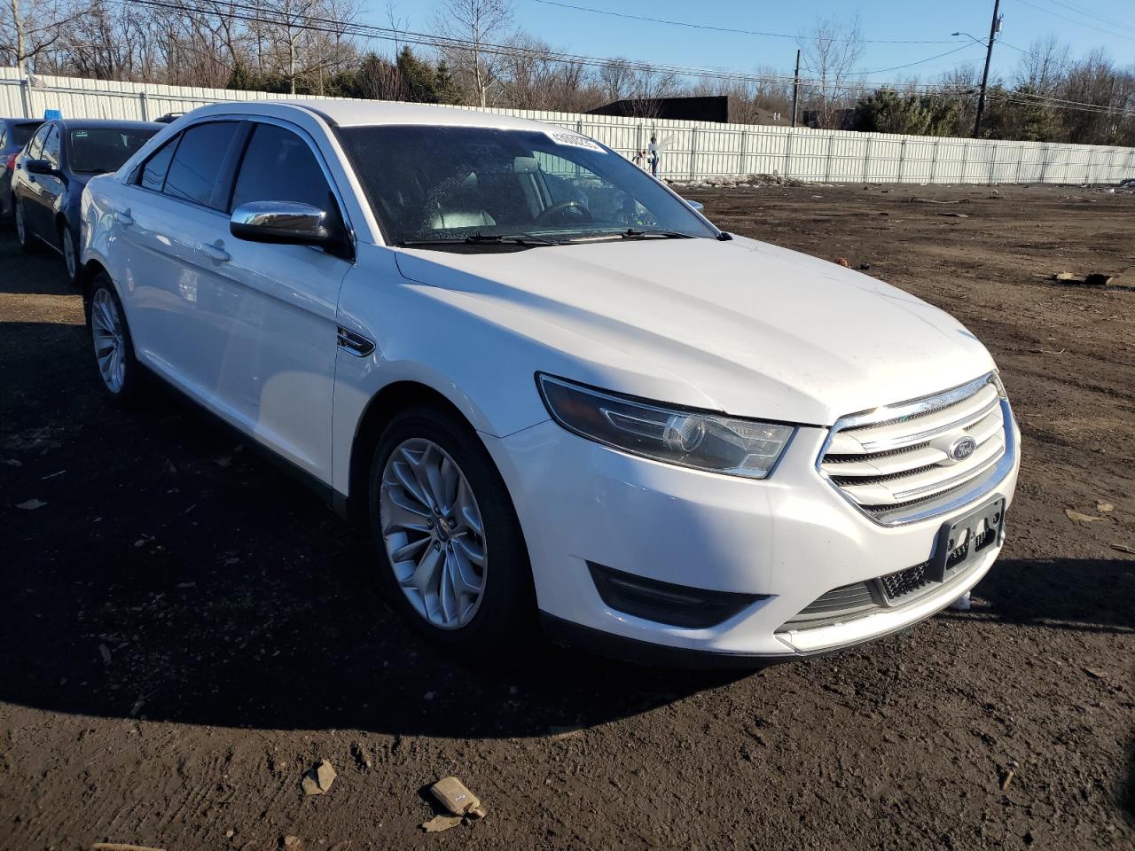 2014 Ford Taurus - Image 4