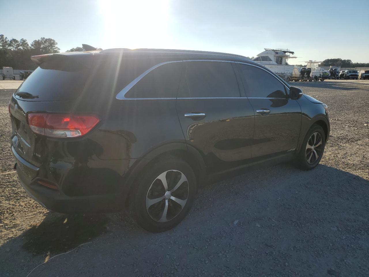 2017 Kia Sorento - Image 3