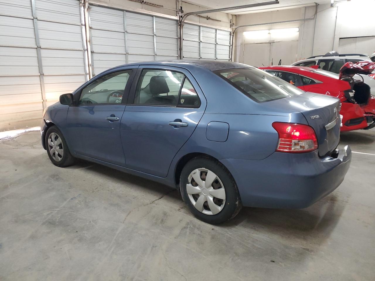 2008 Toyota Yaris - Image 2