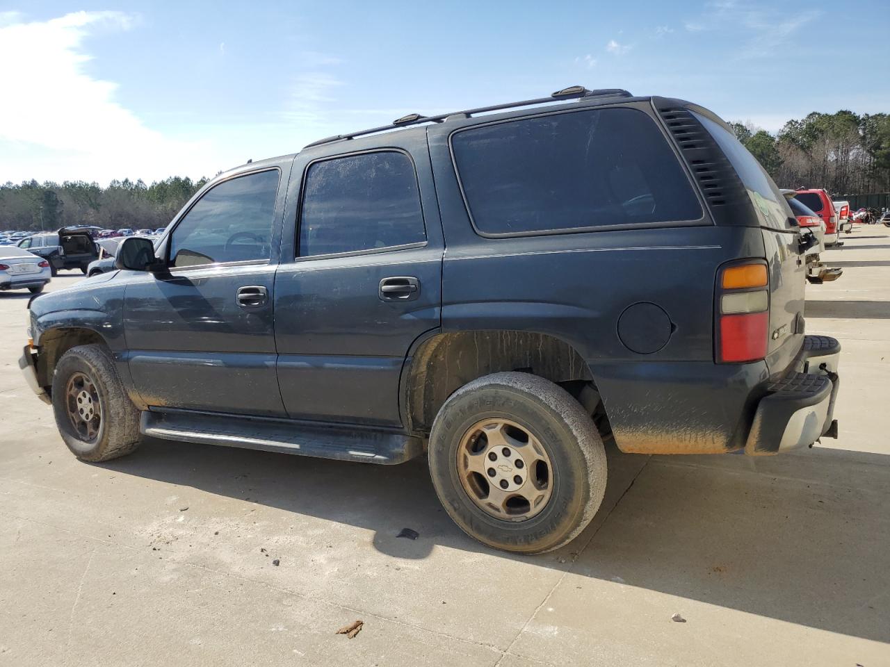 2006 Chevrolet Tahoe - Image 2