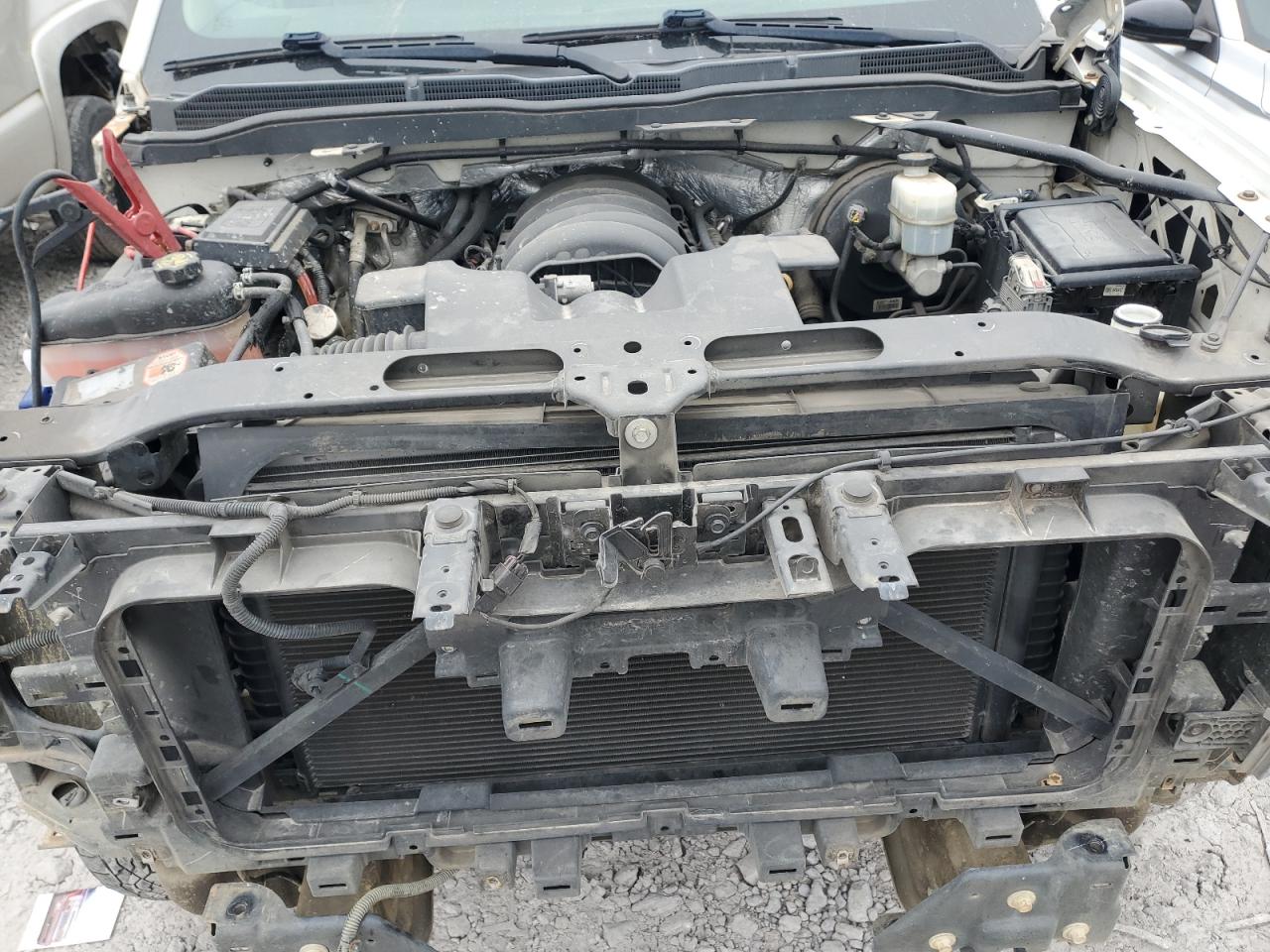 2015 Chevrolet Silverado - Image 11