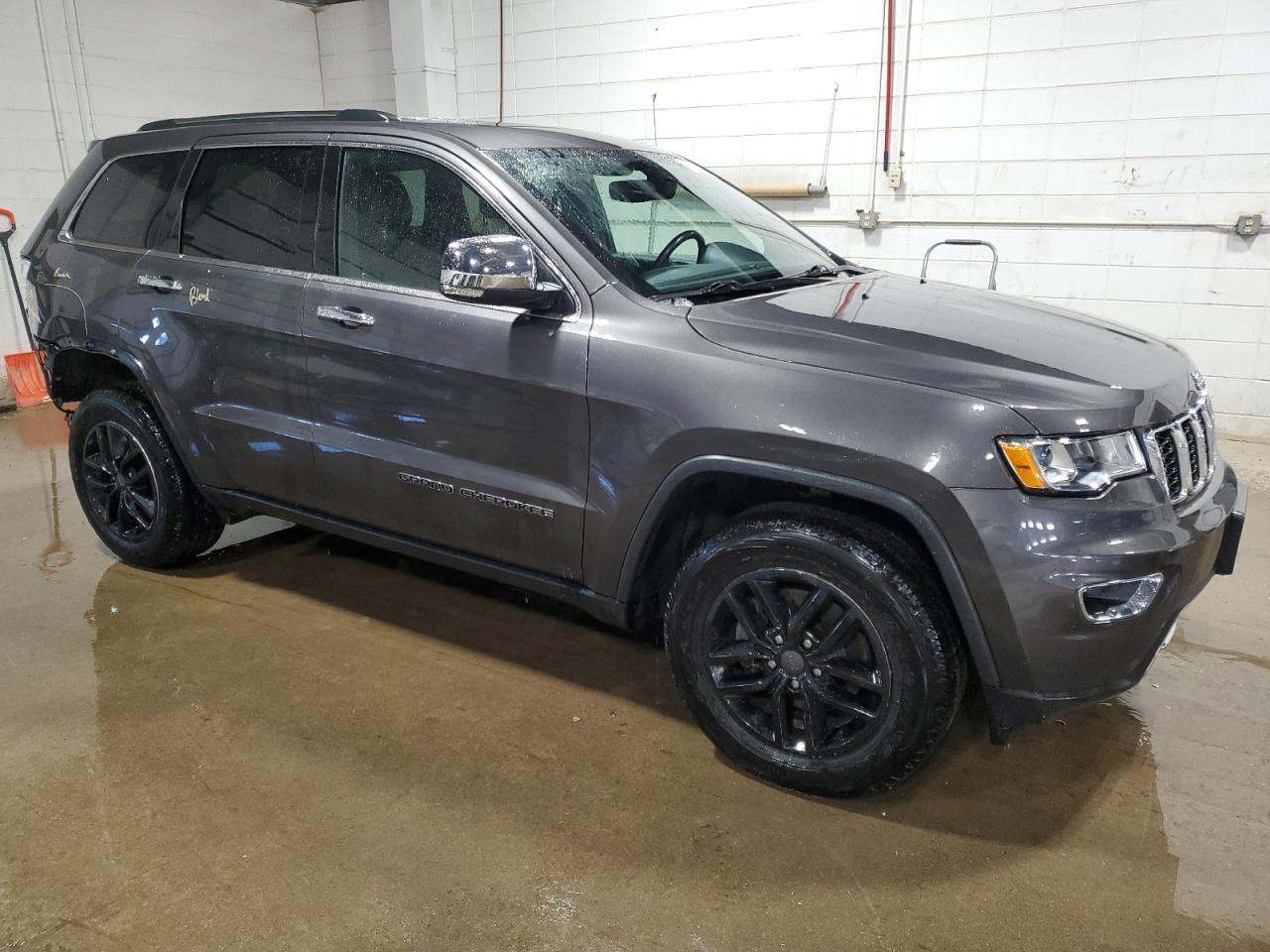2020 Jeep Grand Cherokee - Image 4