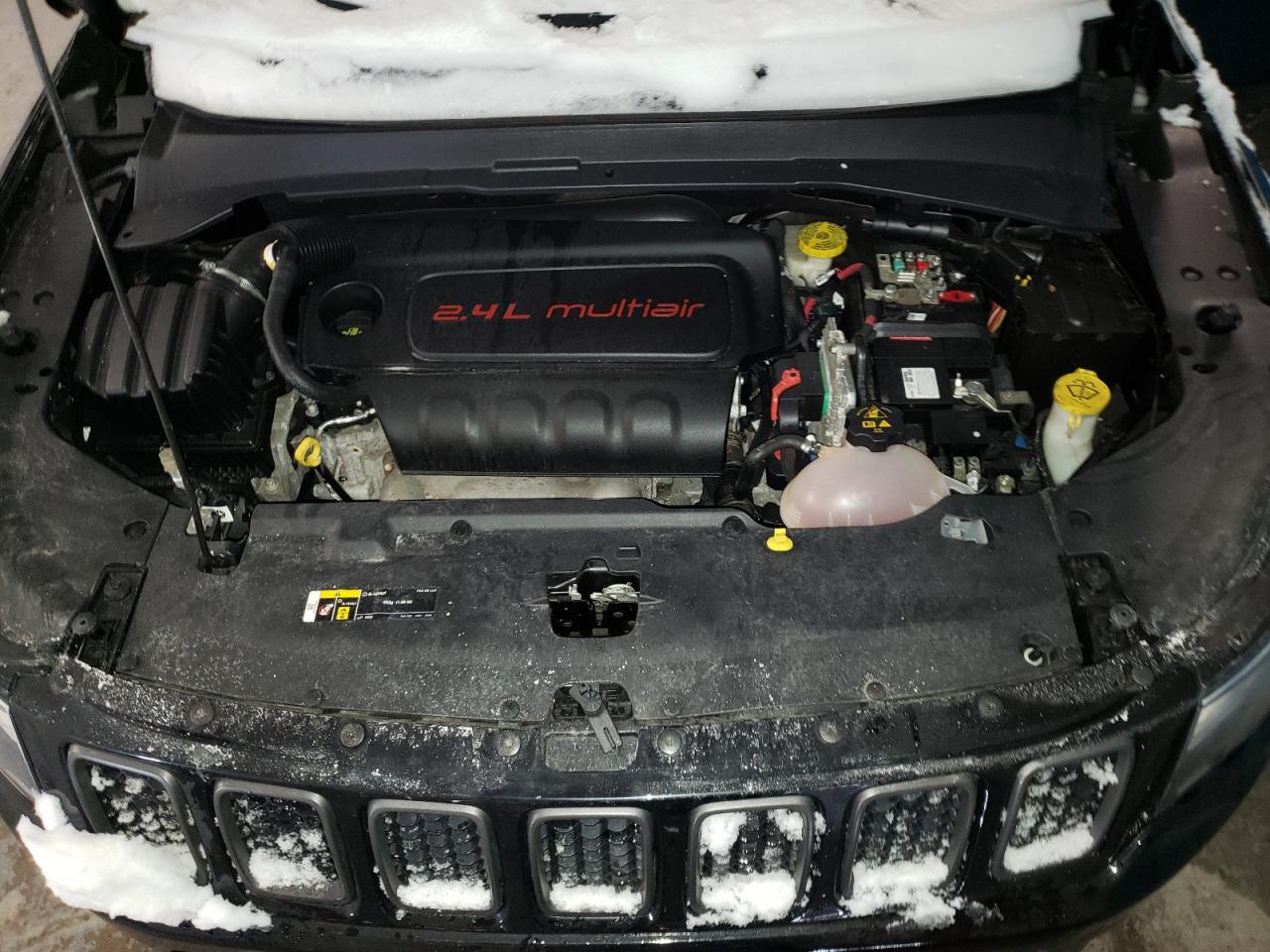 2019 Jeep Compass - Image 13
