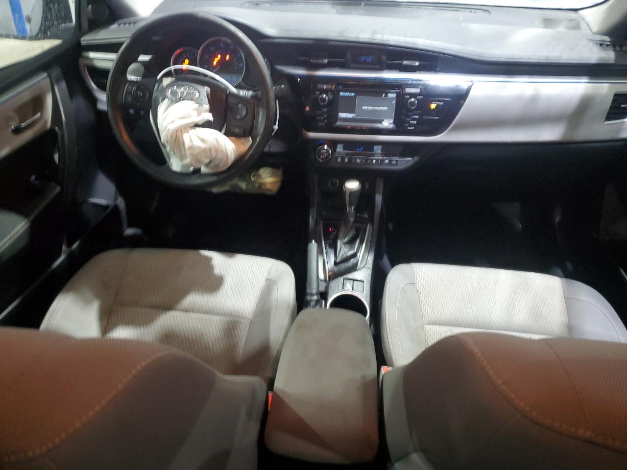 2015 Toyota Corolla - Image 8