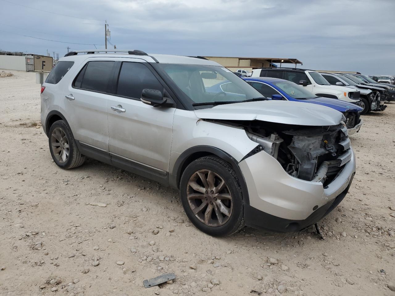 2015 Ford Explorer - Image 4