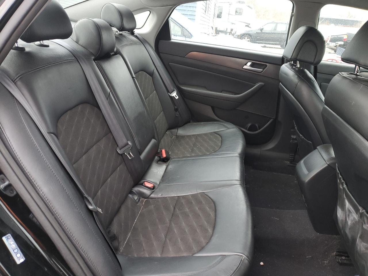 2015 Hyundai Sonata - Image 10
