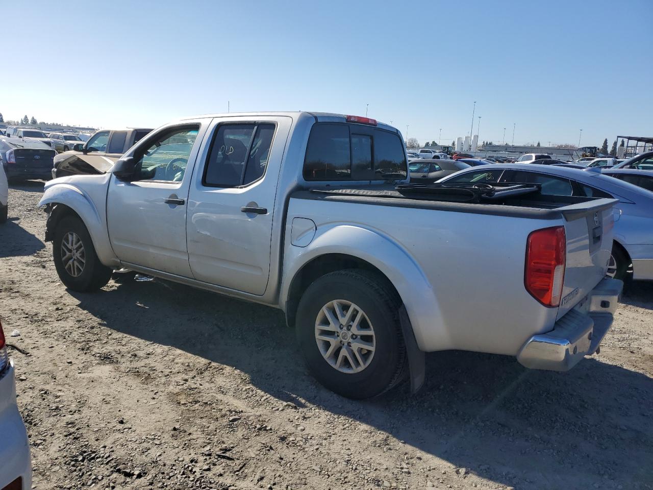 2014 Nissan Navara (Frontier) - Image 2