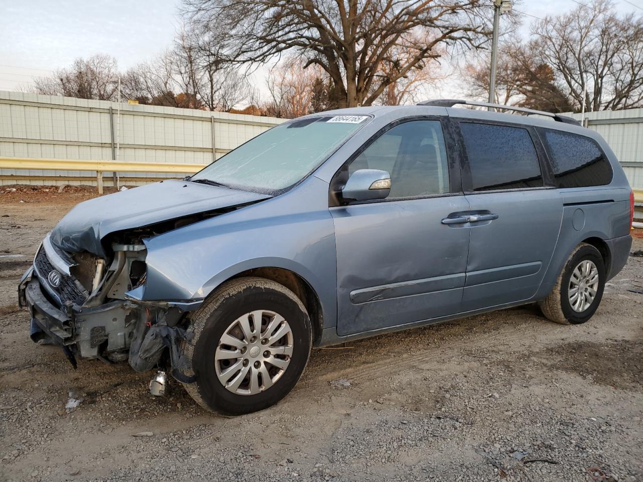 2012 Kia Sedona - Image 1