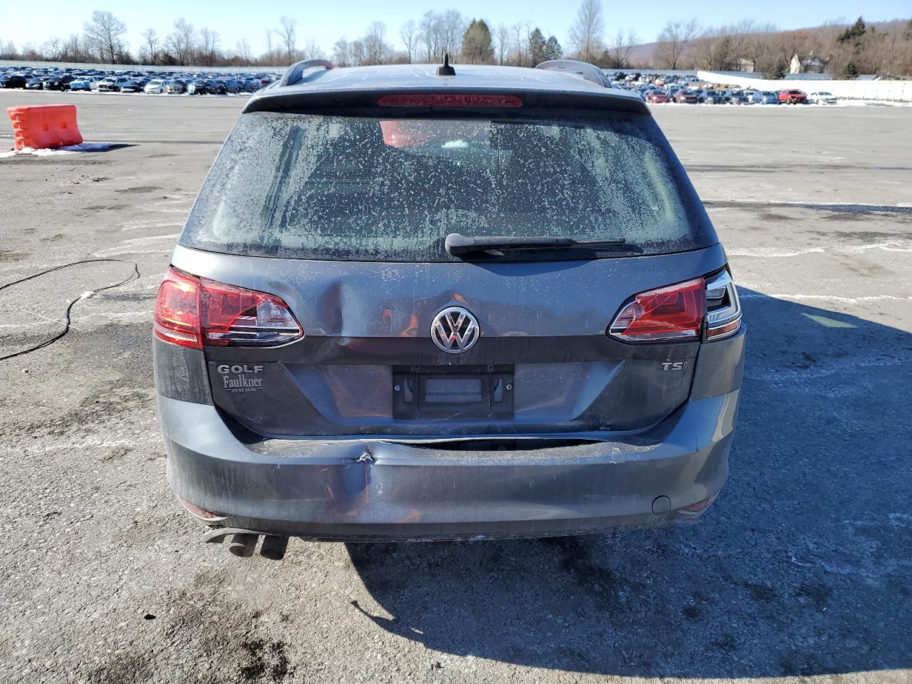 2016 Volkswagen Golf - Image 6