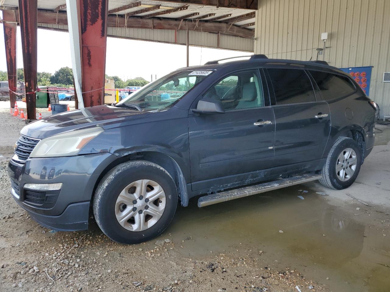 VIN 1GNKRFED4EJ315809 2014 CHEVROLET TRAVERSE no.1