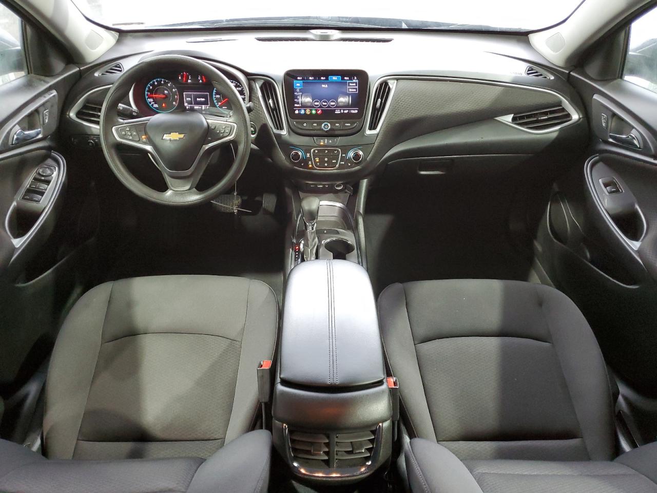 2023 Chevrolet Malibu - Image 8