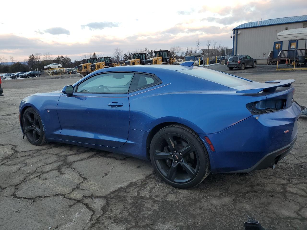 2016 Chevrolet Camaro - Image 2