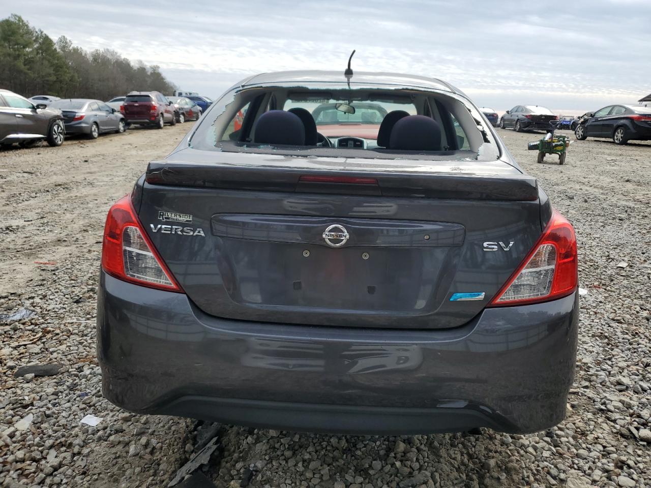 2015 Nissan Versa - Image 6