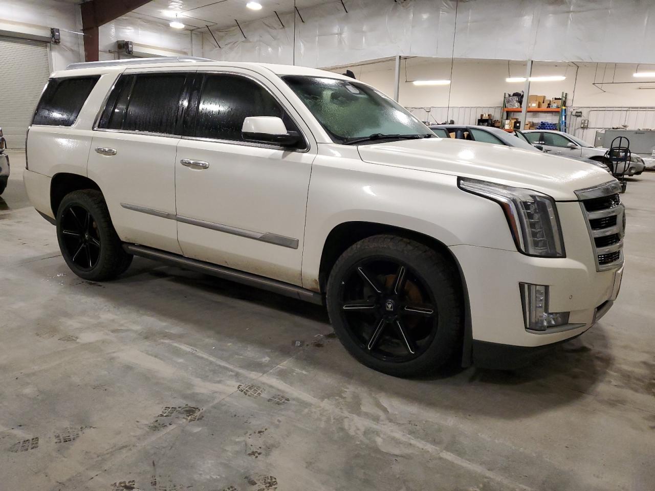 VIN 1GYS4CKJ4FR199573 2015 CADILLAC ESCALADE no.4