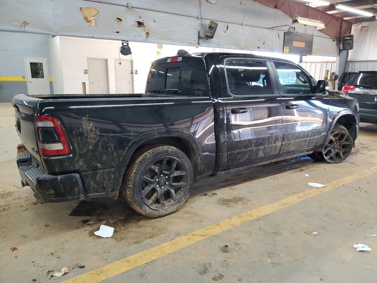 2021 RAM 1500 - Image 3