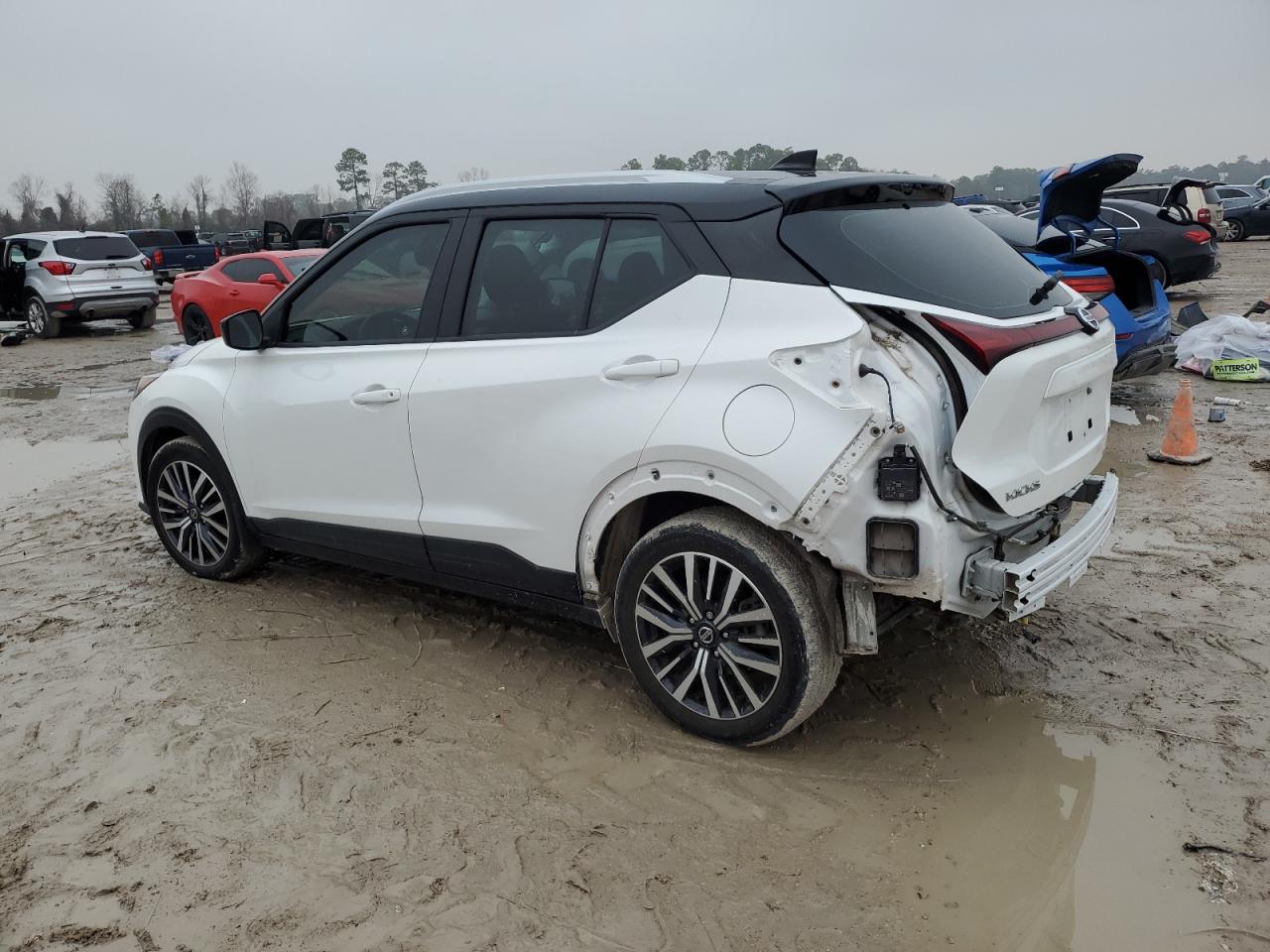 2021 Nissan Kicks - Image 2
